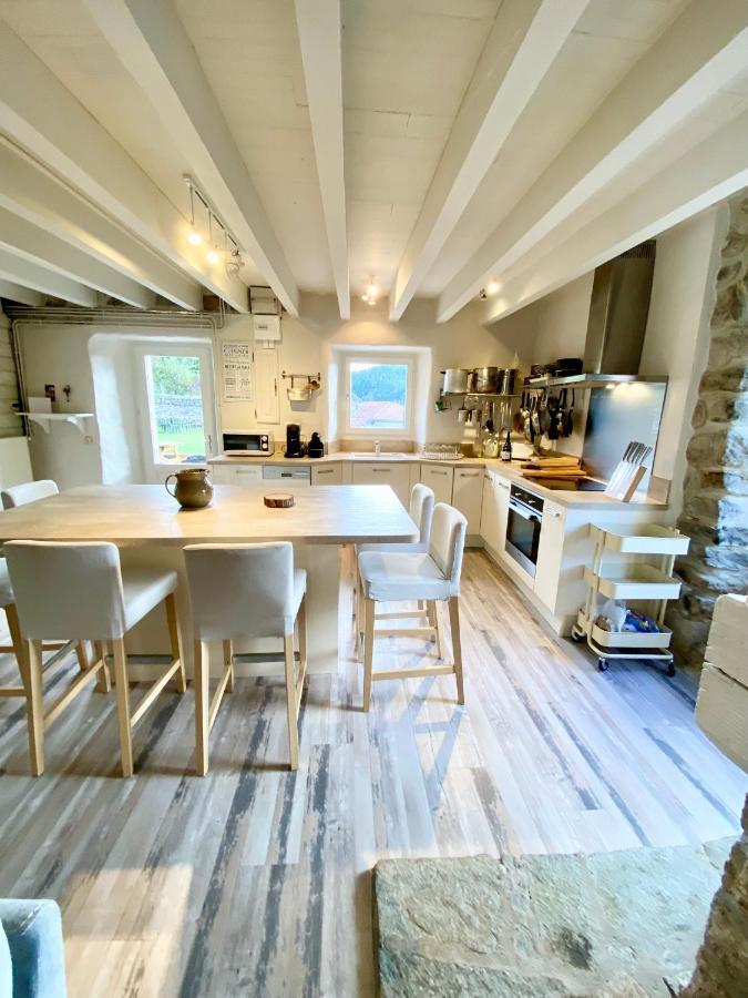Gite De Groupe 160M2, 15P, Salle De Reception, Jardin, Terrasse Mazan-l'Abbaye Екстериор снимка