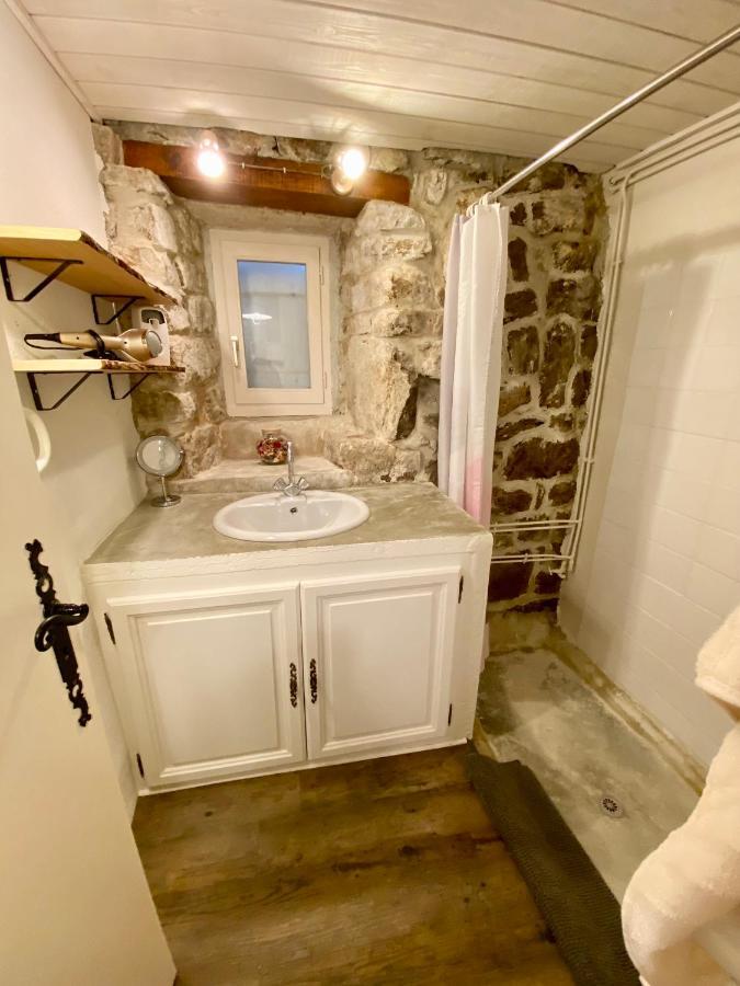 Gite De Groupe 160M2, 15P, Salle De Reception, Jardin, Terrasse Mazan-l'Abbaye Екстериор снимка