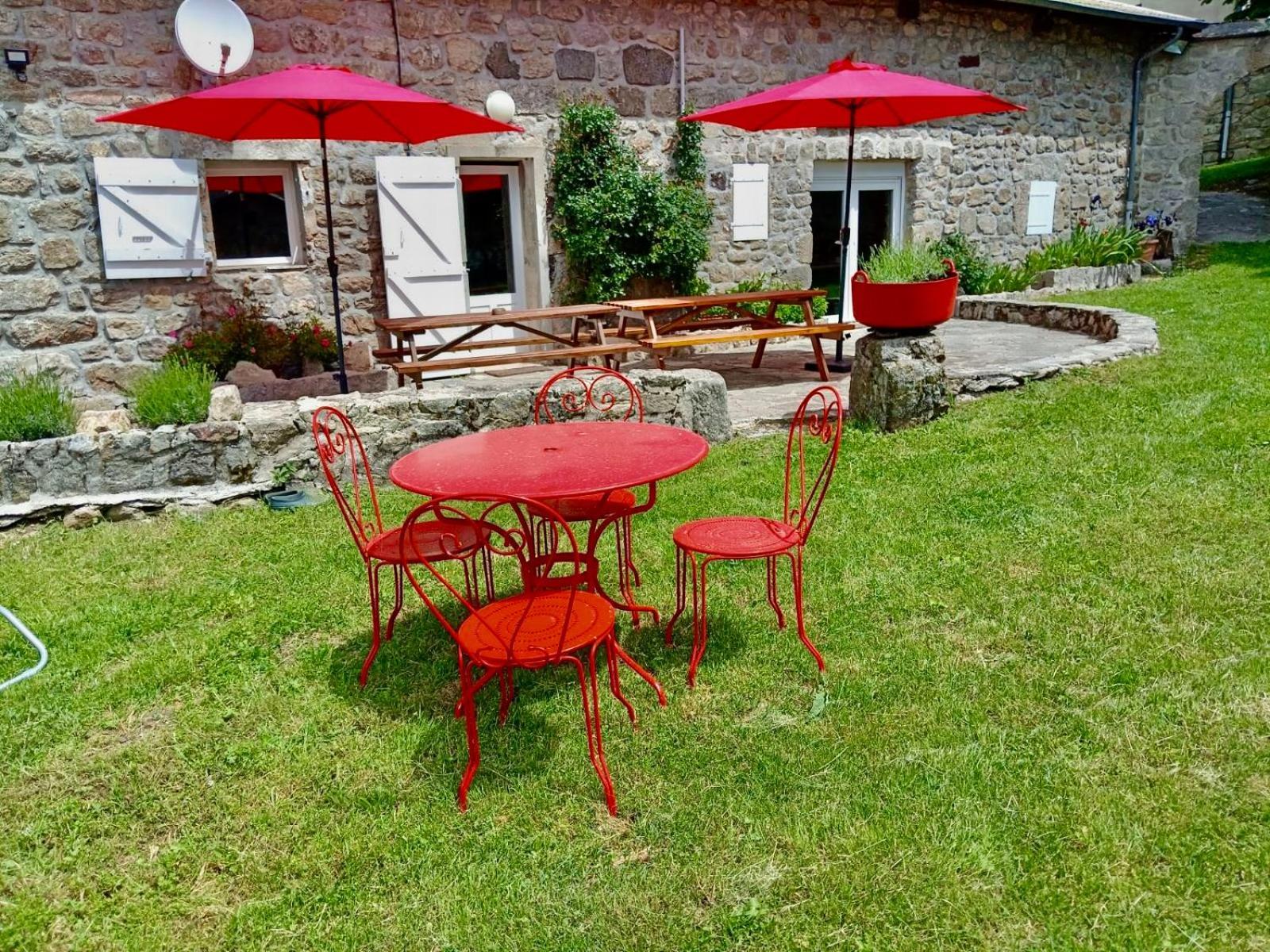 Gite De Groupe 160M2, 15P, Salle De Reception, Jardin, Terrasse Mazan-l'Abbaye Екстериор снимка